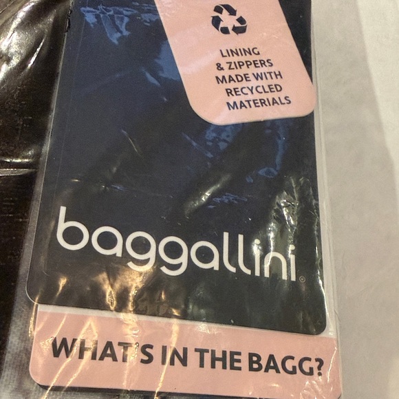 baggallini Light Petal Gray Modern Belt Bag Sling/NWT - Picture 12 of 13